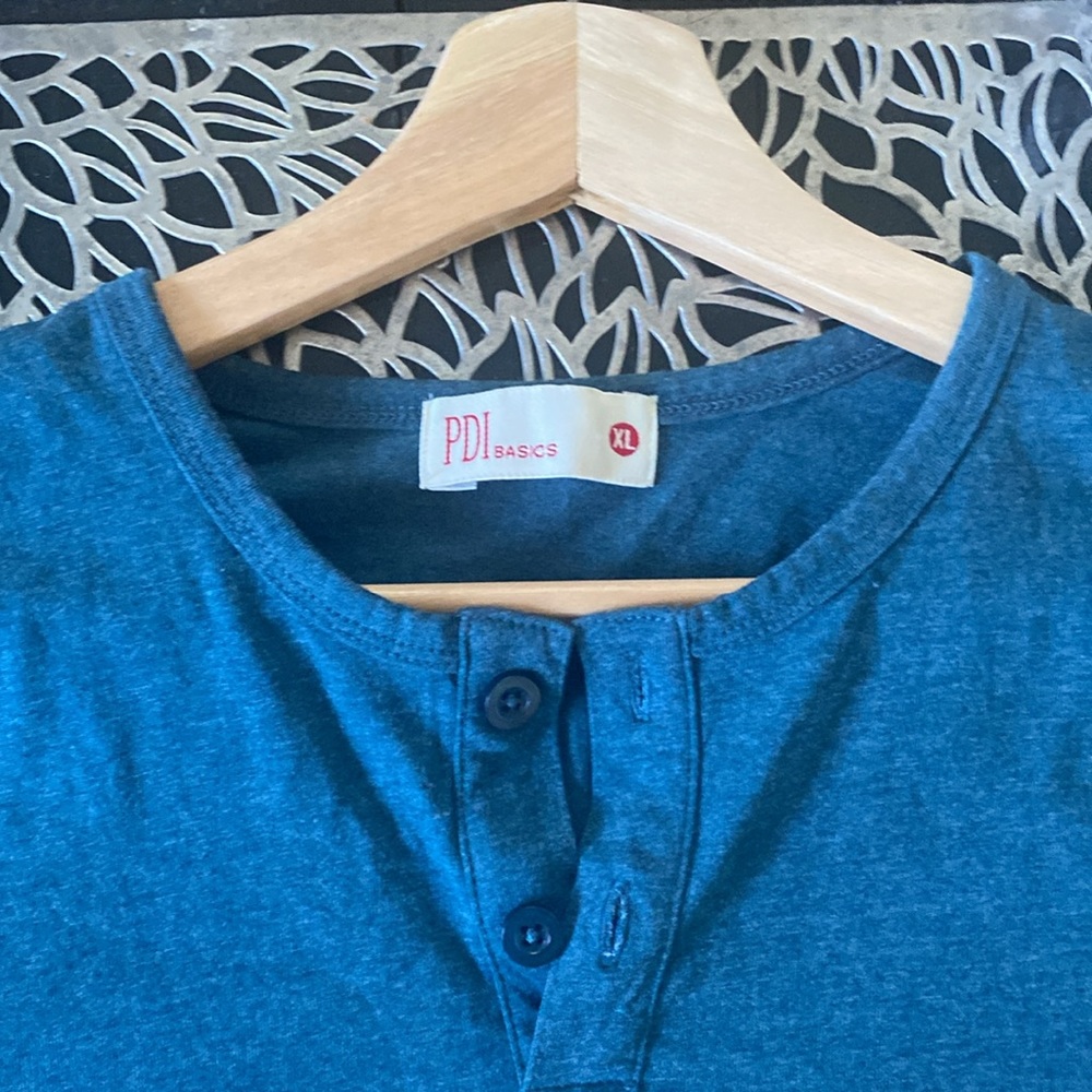Men basic tee L/XL - Picture 2 of 5